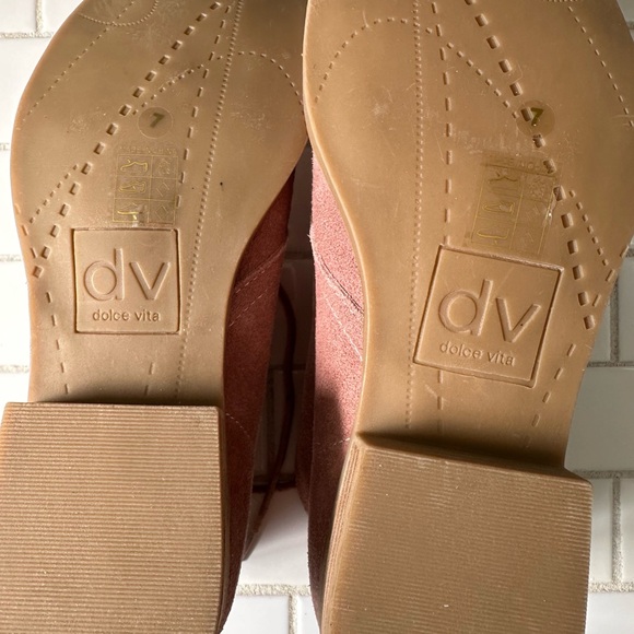NWOT Dolce Vida DV dusty pink suede shoes Size 7 chukka loafers - Picture 3 of 4